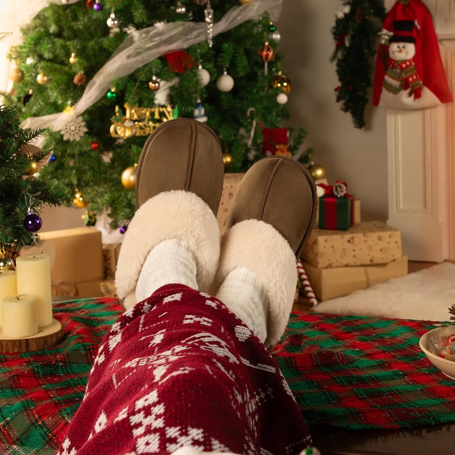 Women's Fuzzy Slippers, Warm and Cozy Slip On Fluffy Winter House Shoes for Women, Comfy Faux Suede Ladies House Slippers Indoor and Outdoor with Memory Foam