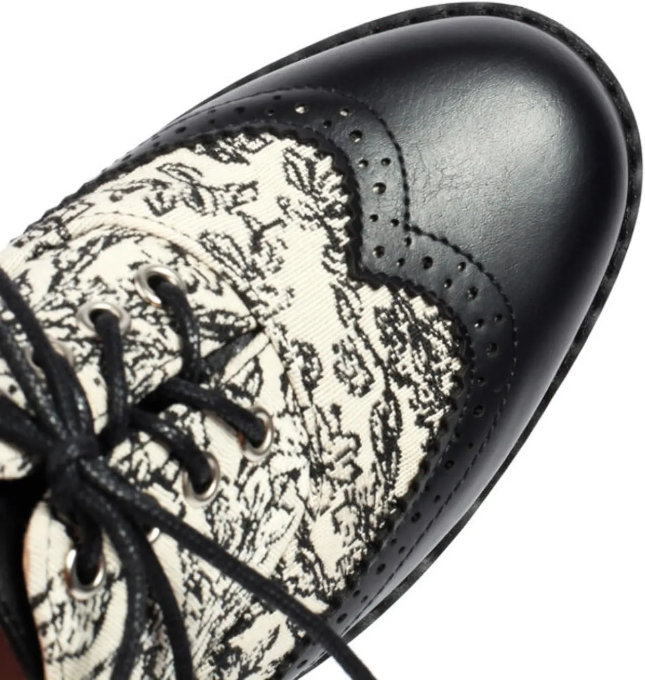 Women's Lace Up Leather Perforated Oxfords Round Toe Patchwork Low Block Chunky Heels Wingtip Brogues Shoes Casual Comfortable Derby Saddle Pumps