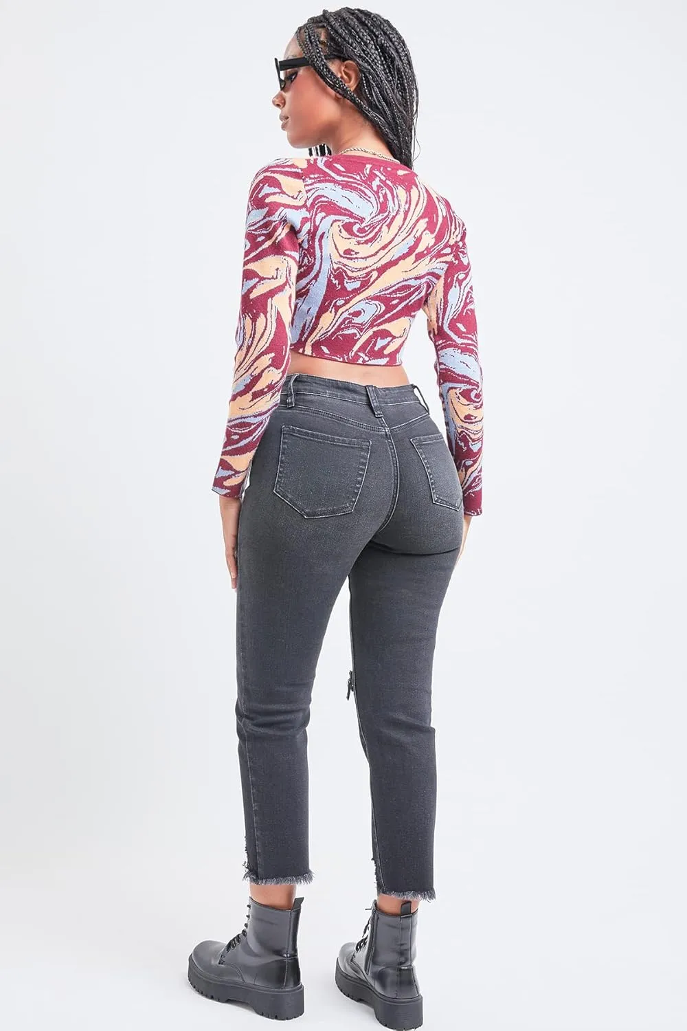 YMI Women's Junior Hybrid Dream High-Rise Slim Straight Jean with Frayed Hem